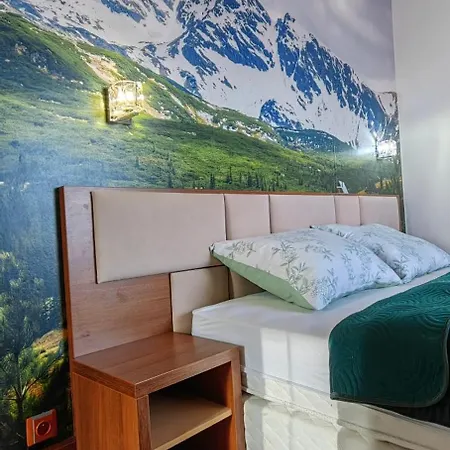 Fimm * Велька-Ломница